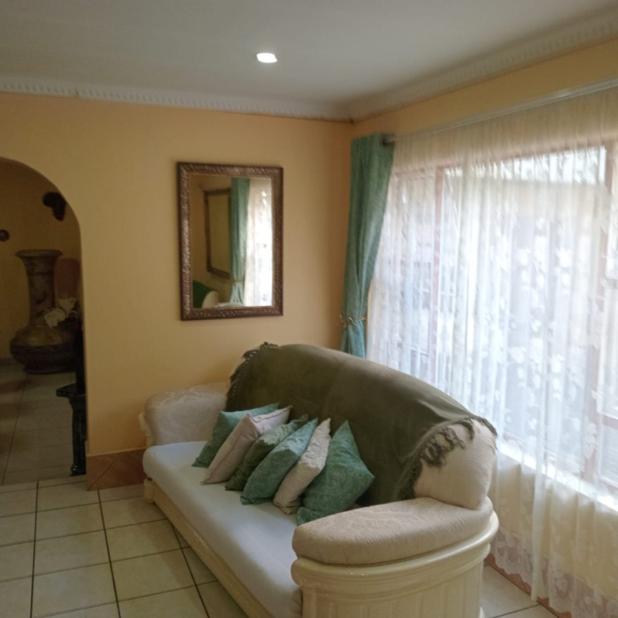 4 Bedroom Property for Sale in Dorchester Heights Eastern Cape